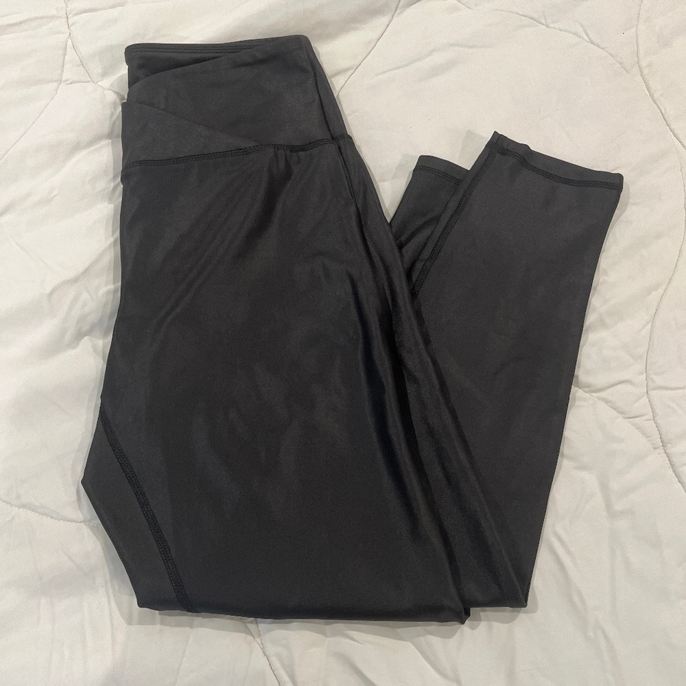 Jessica Simpson v cut high shine black leggings